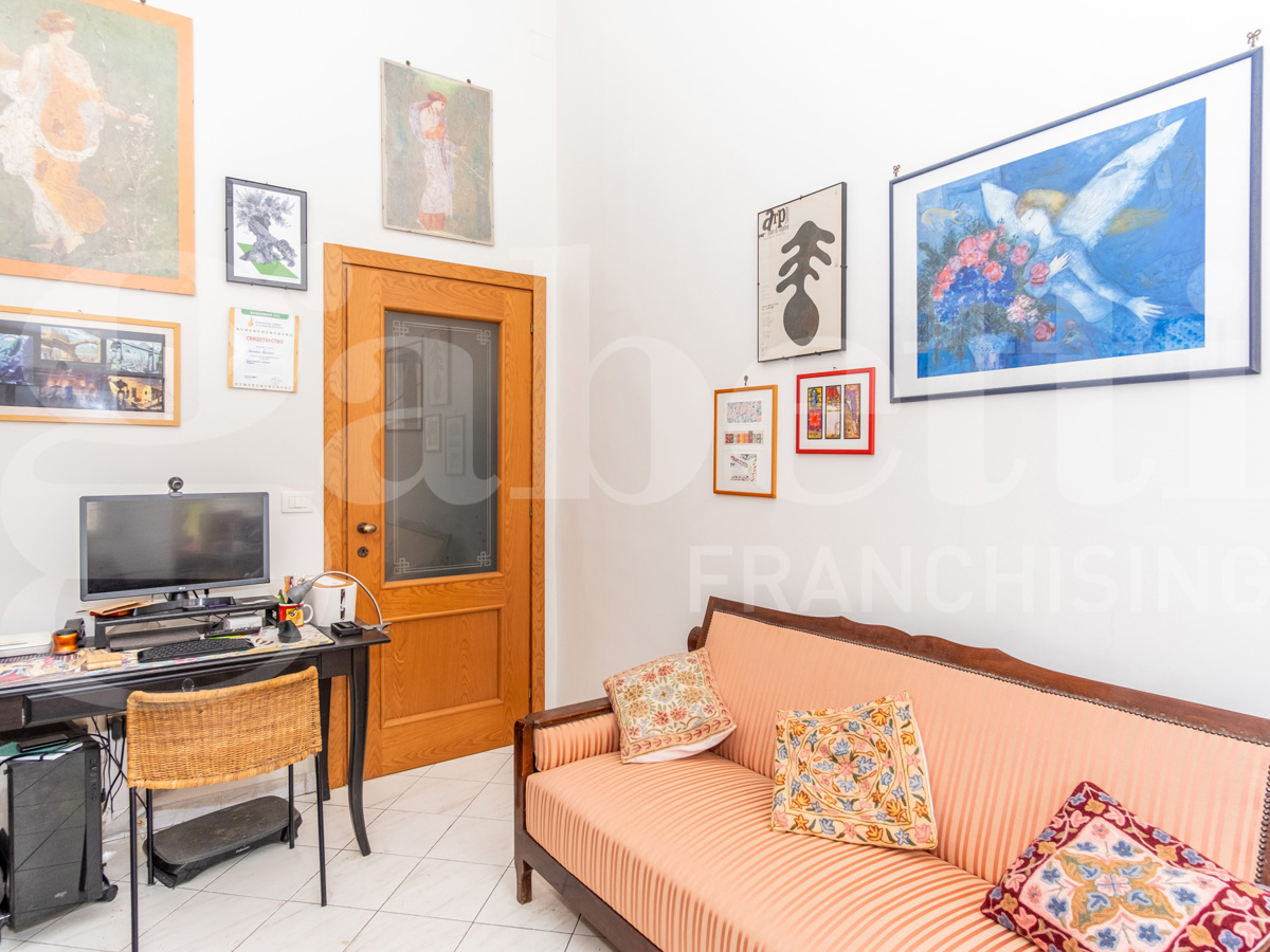 Foto 4 di 22 - Appartamento in vendita a Napoli