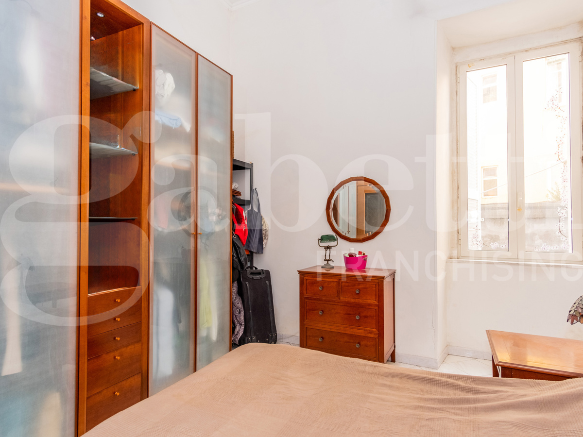 Foto 9 di 22 - Appartamento in vendita a Napoli