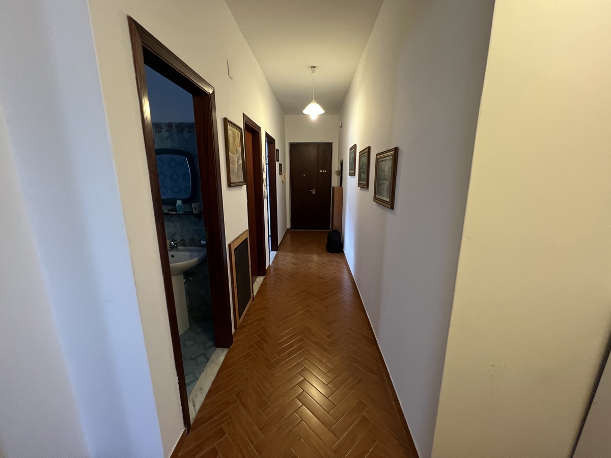 Foto 27 di 29 - Appartamento in vendita a Falconara Albanese