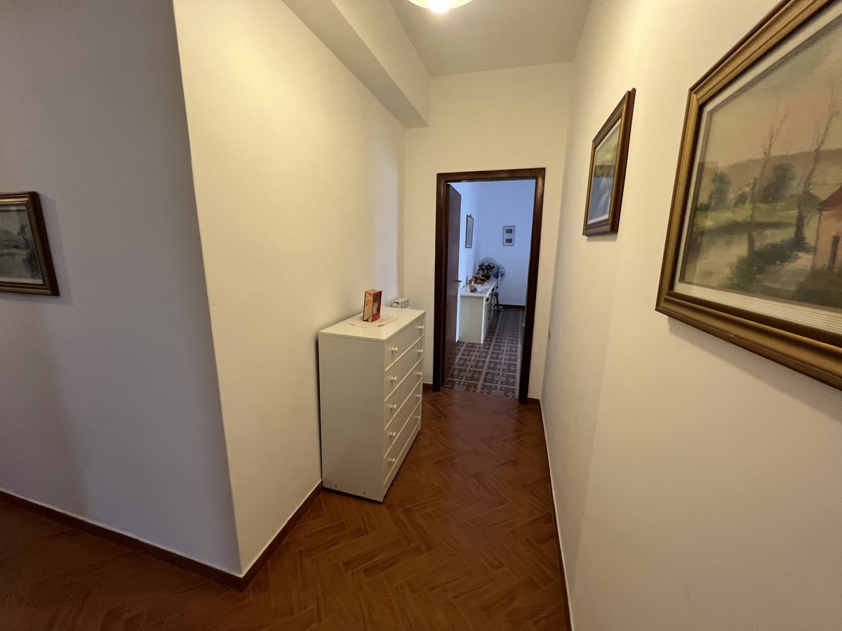 Foto 20 di 29 - Appartamento in vendita a Falconara Albanese