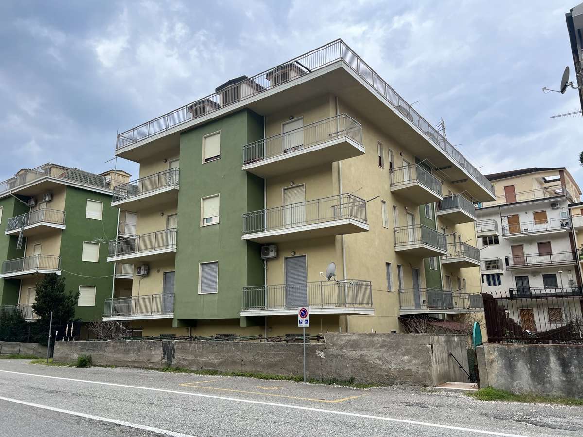 Foto 1 di 29 - Appartamento in vendita a Falconara Albanese