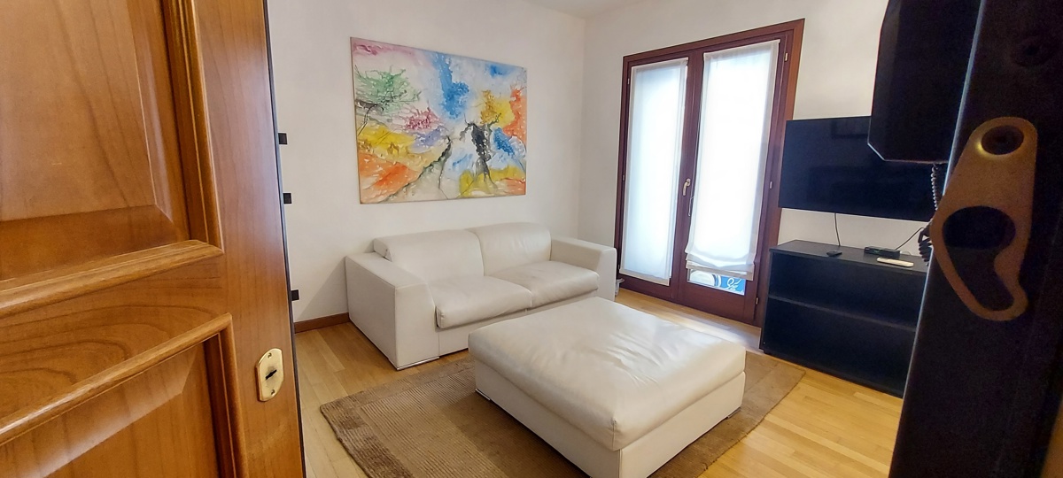 Foto 1 di 17 - Appartamento in affitto a Treviso