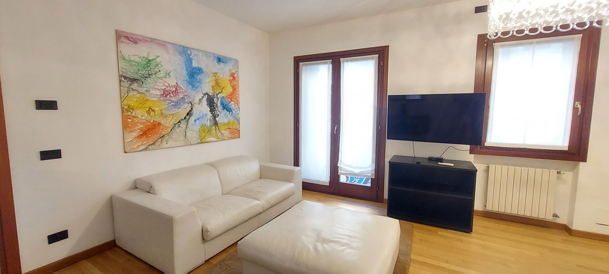 Foto 2 di 17 - Appartamento in affitto a Treviso