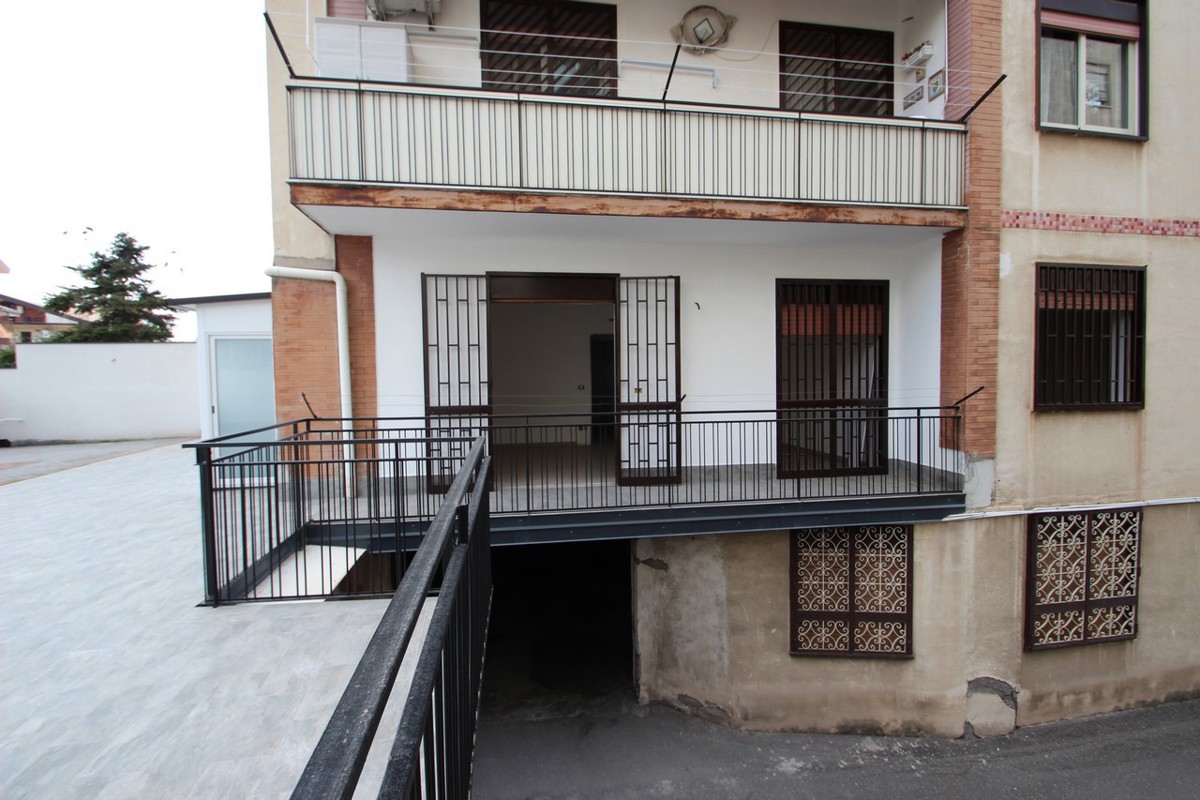 Foto 31 di 43 - Appartamento in vendita a Gravina di Catania