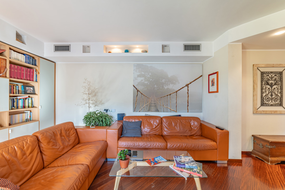 Foto 4 di 49 - Appartamento in vendita a Milano