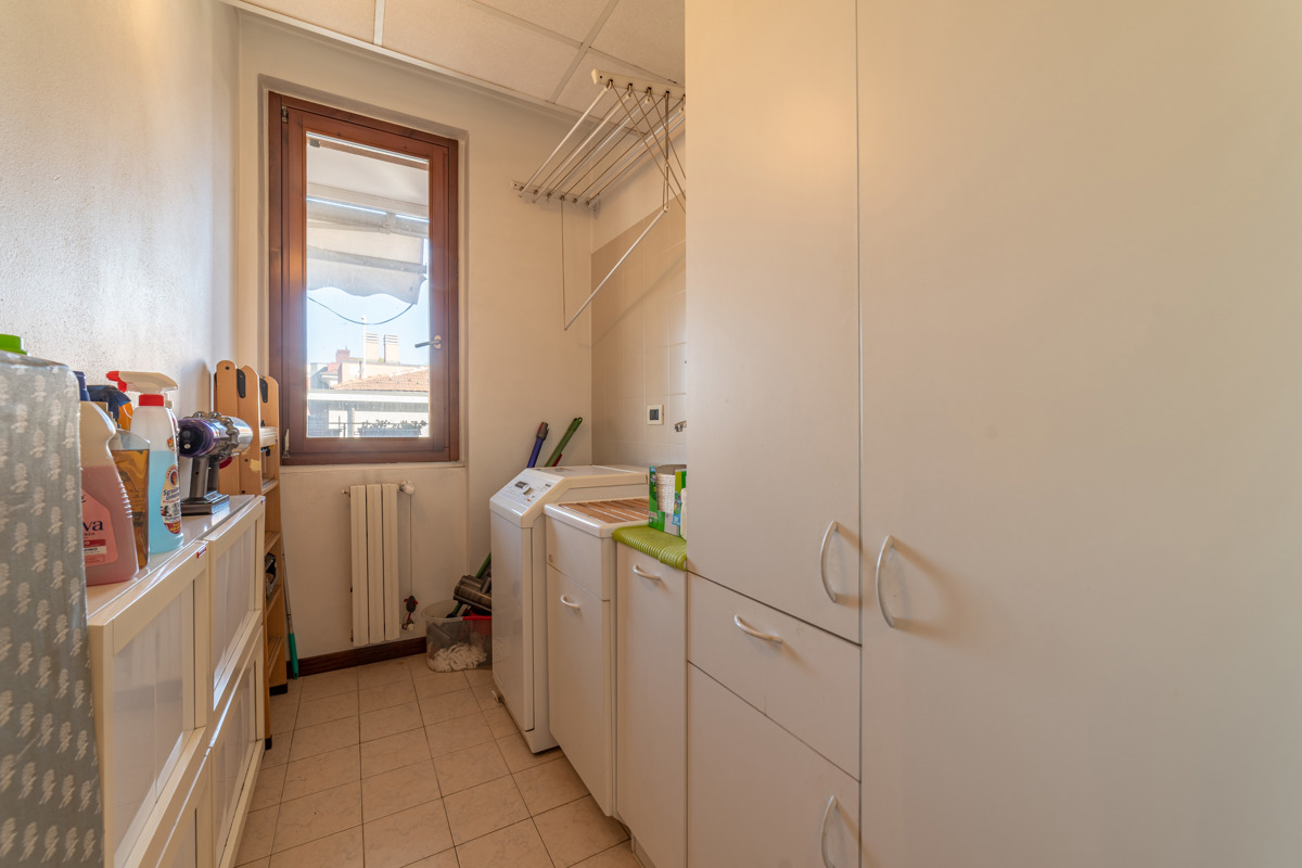 Foto 44 di 49 - Appartamento in vendita a Milano