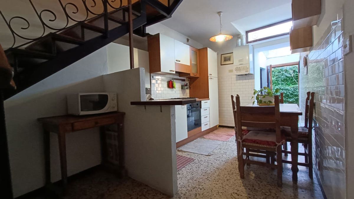 Foto 6 di 18 - Appartamento in affitto a Siena
