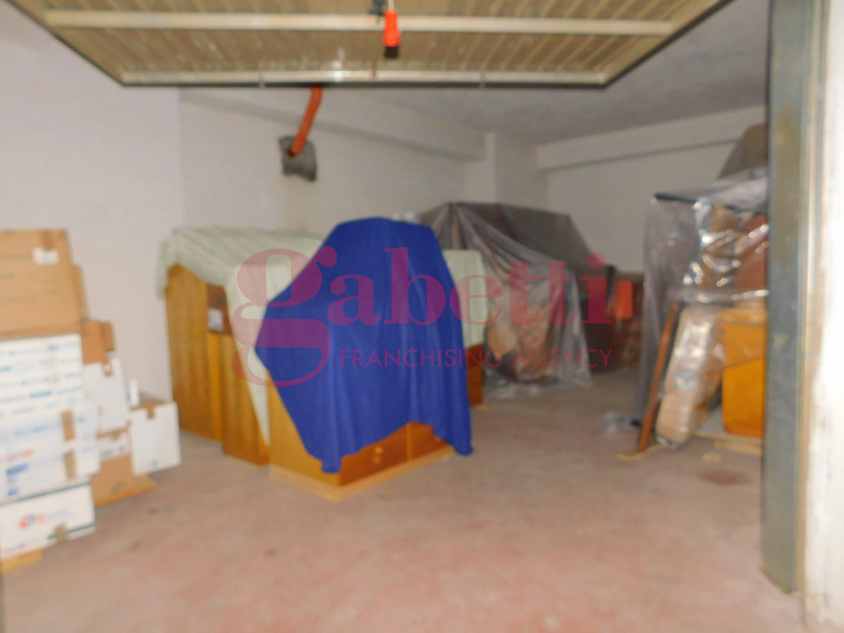 Foto 4 di 5 - Garage in vendita a Venafro