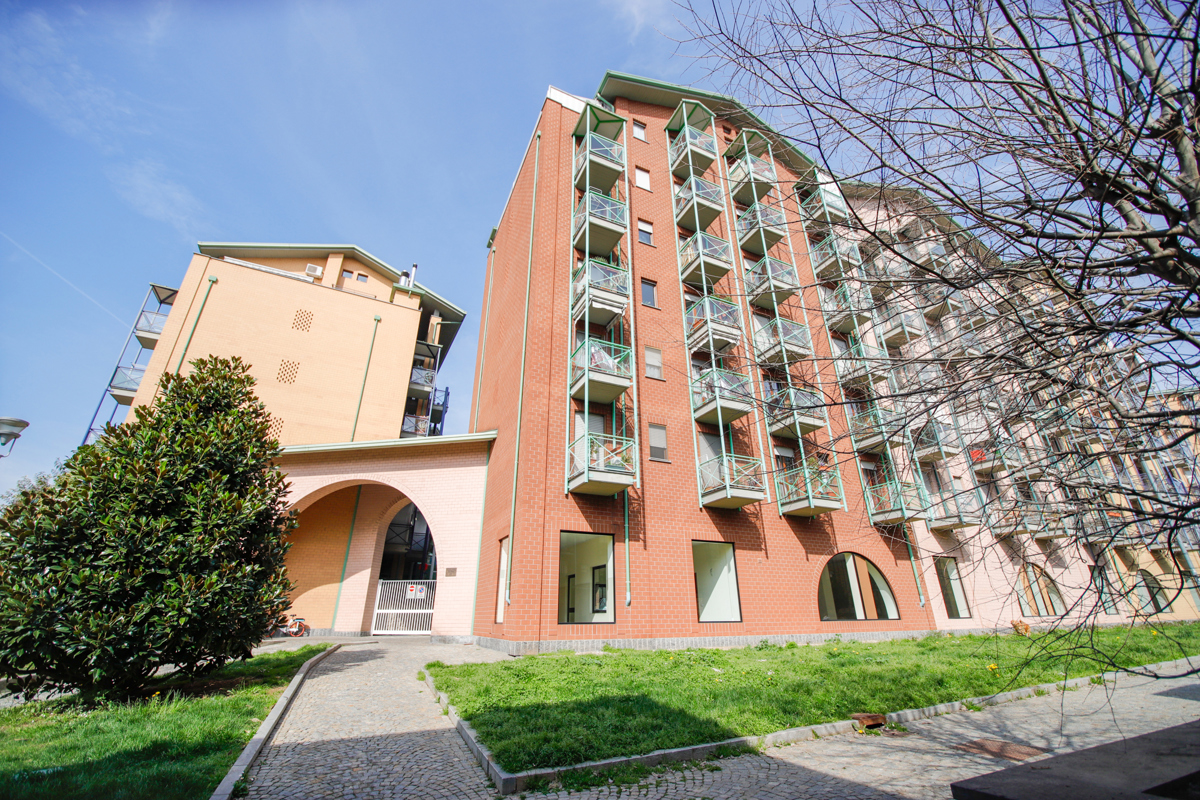 Foto 2 di 36 - Appartamento in vendita a Torino