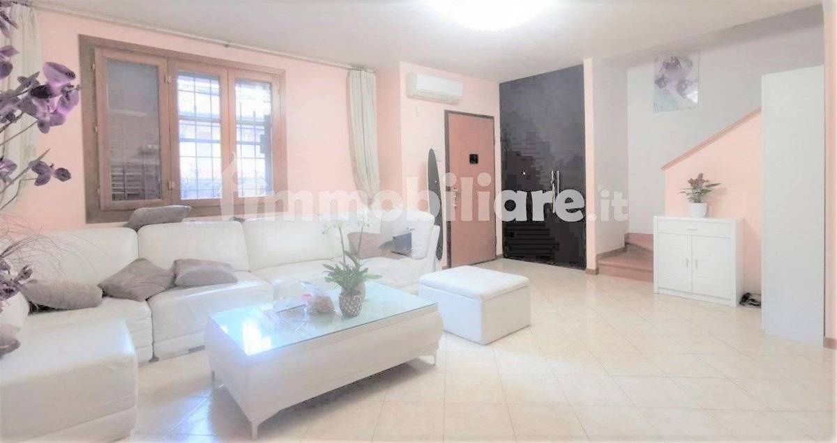 Foto 13 di 19 - Villa a schiera in vendita a Poggio A Caiano
