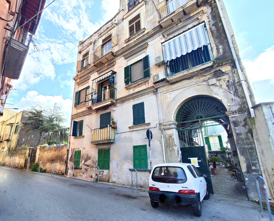 Foto 1 di 16 - Appartamento in vendita a Portici