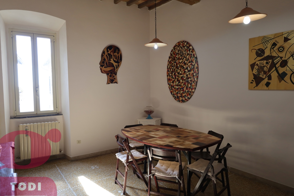 Foto 9 di 42 - Appartamento in vendita a Todi