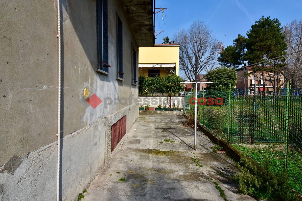 Foto 21 di 25 - Appartamento in vendita a Paderno Dugnano