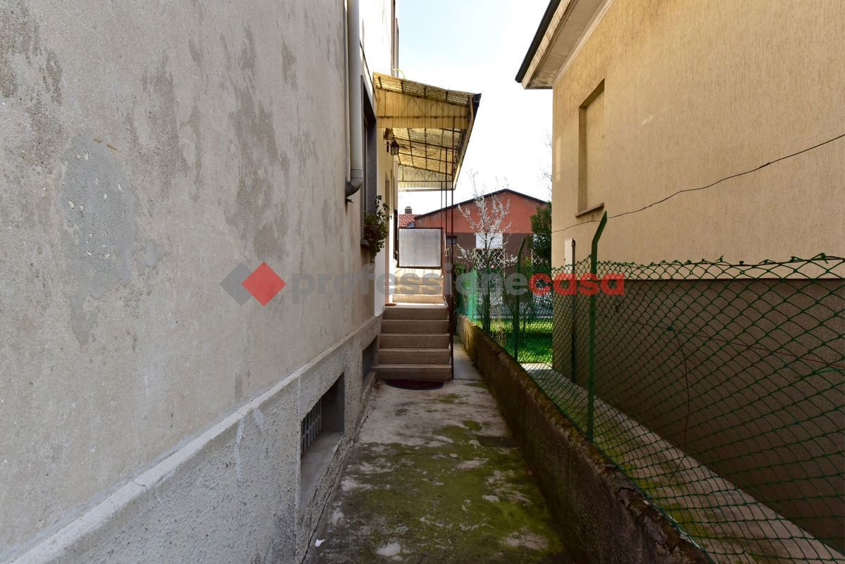Foto 14 di 25 - Appartamento in vendita a Paderno Dugnano