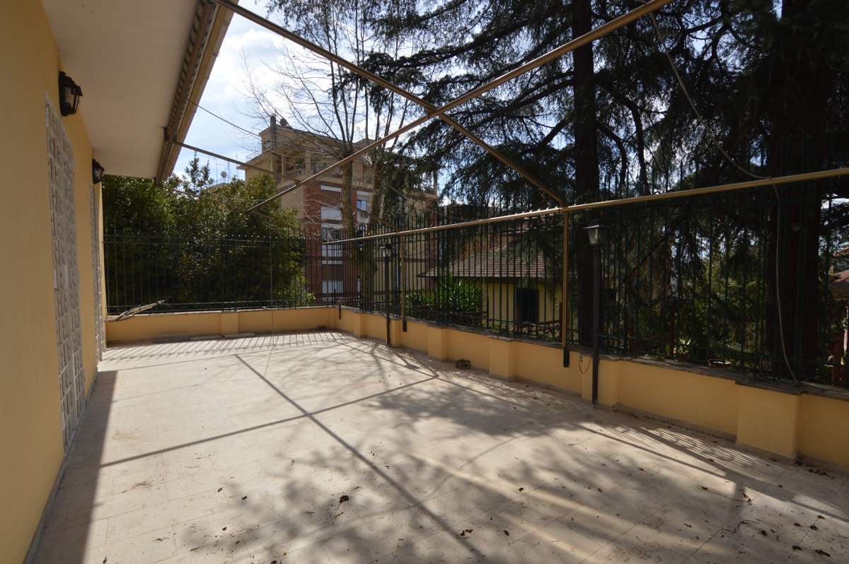 Foto 3 di 30 - Appartamento in vendita a Roma