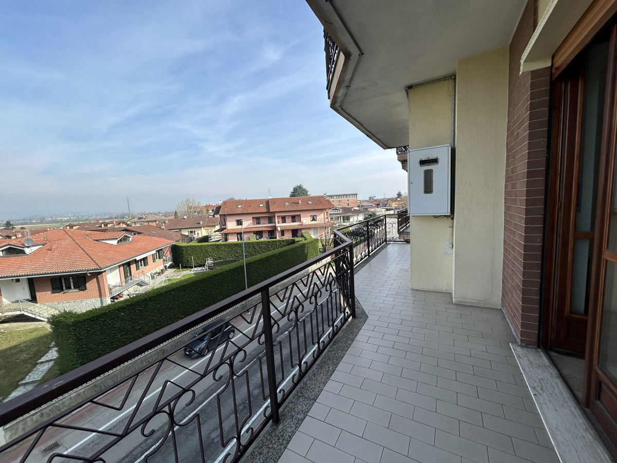 Foto 12 di 26 - Appartamento in vendita a Riva Presso Chieri
