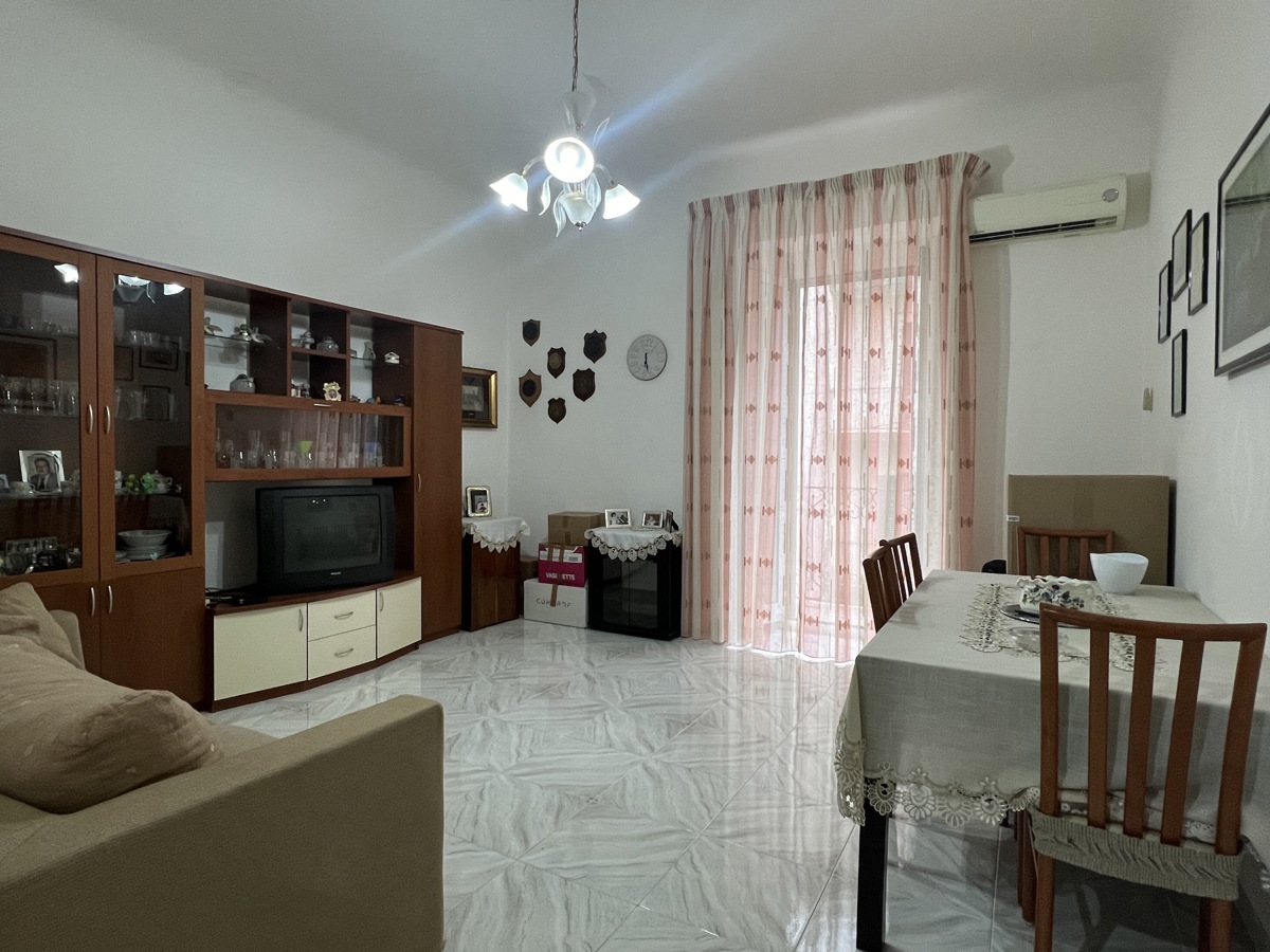 Foto 3 di 18 - Appartamento in vendita a Taranto