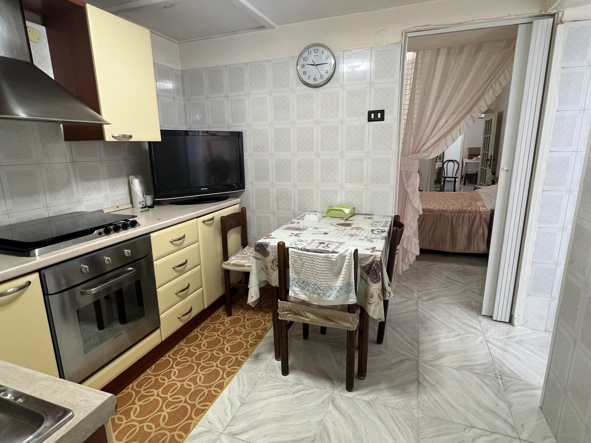 Foto 10 di 18 - Appartamento in vendita a Taranto