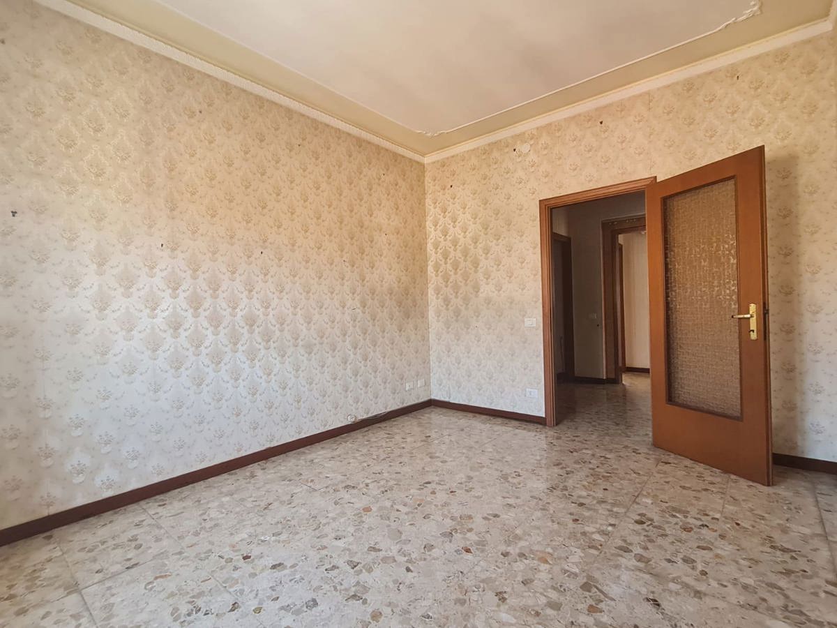 Foto 7 di 11 - Appartamento in vendita a Piacenza