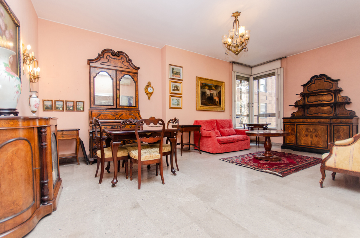 Foto 3 di 23 - Appartamento in vendita a Milano