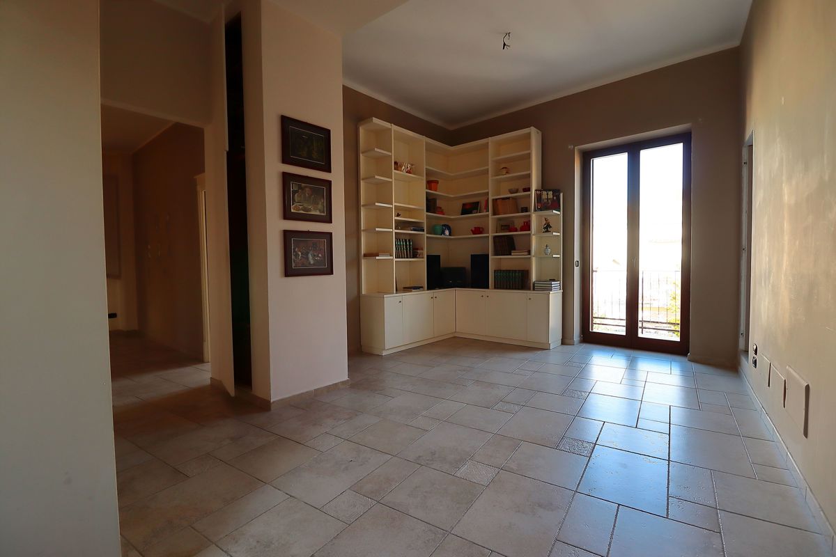Foto 10 di 44 - Casa indipendente in vendita a Bari
