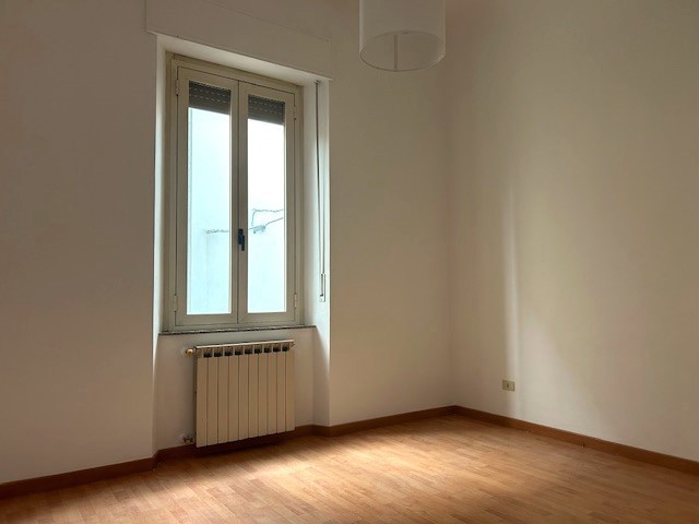 Foto 2 di 11 - Appartamento in affitto a Pescara