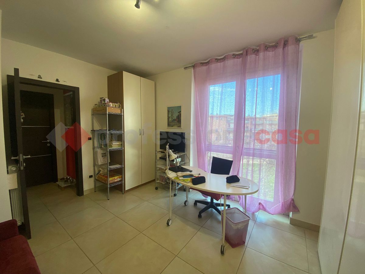 Foto 32 di 36 - Appartamento in vendita a Livorno