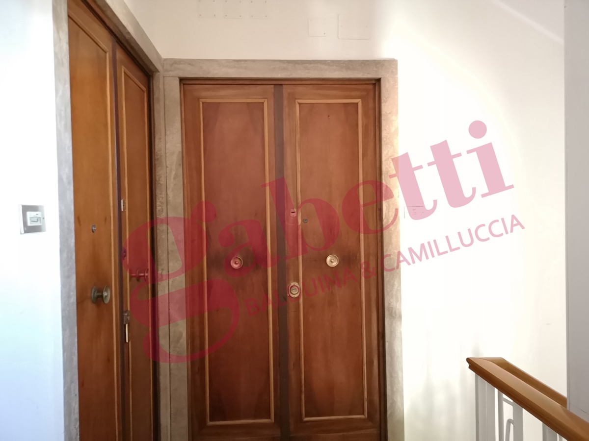 Foto 3 di 26 - Appartamento in vendita a Roma