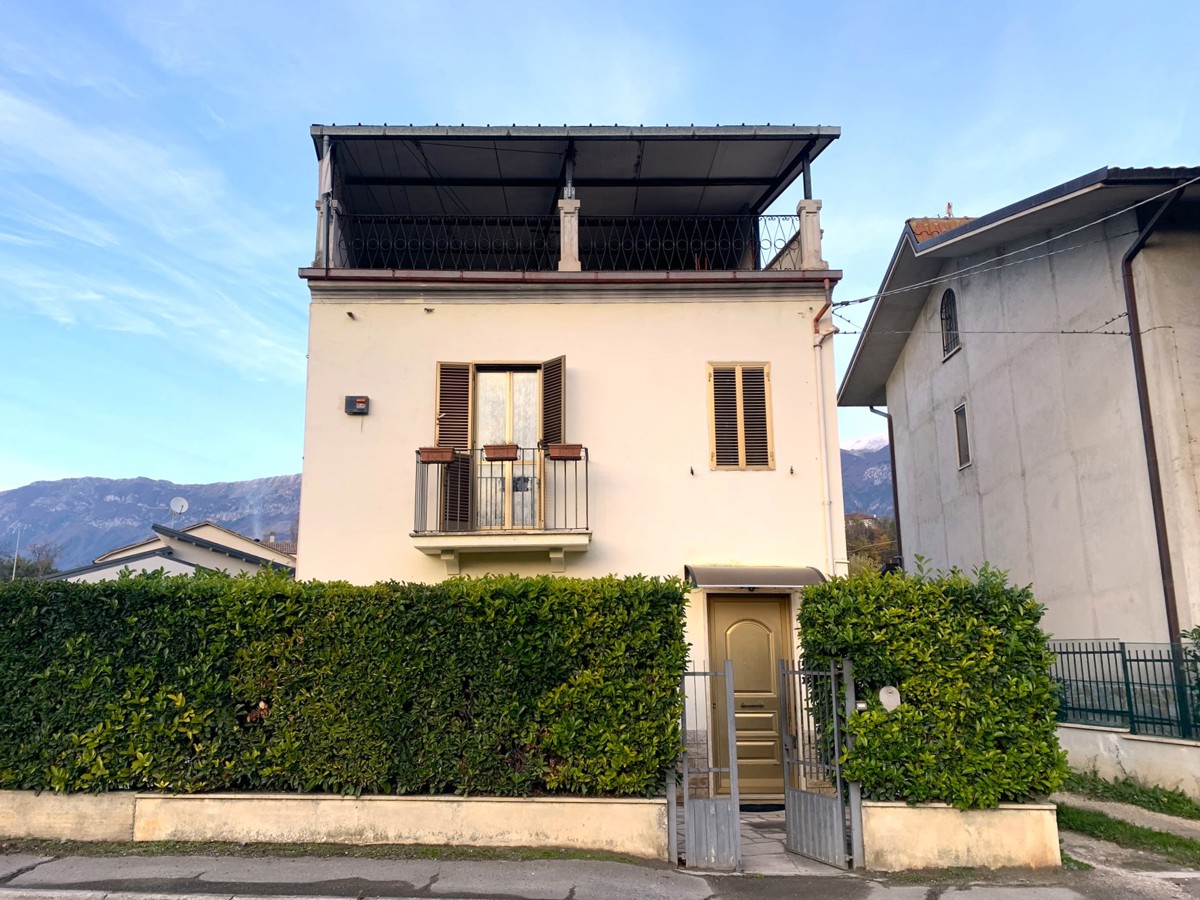 Foto 4 di 19 - Casa indipendente in vendita a Sulmona