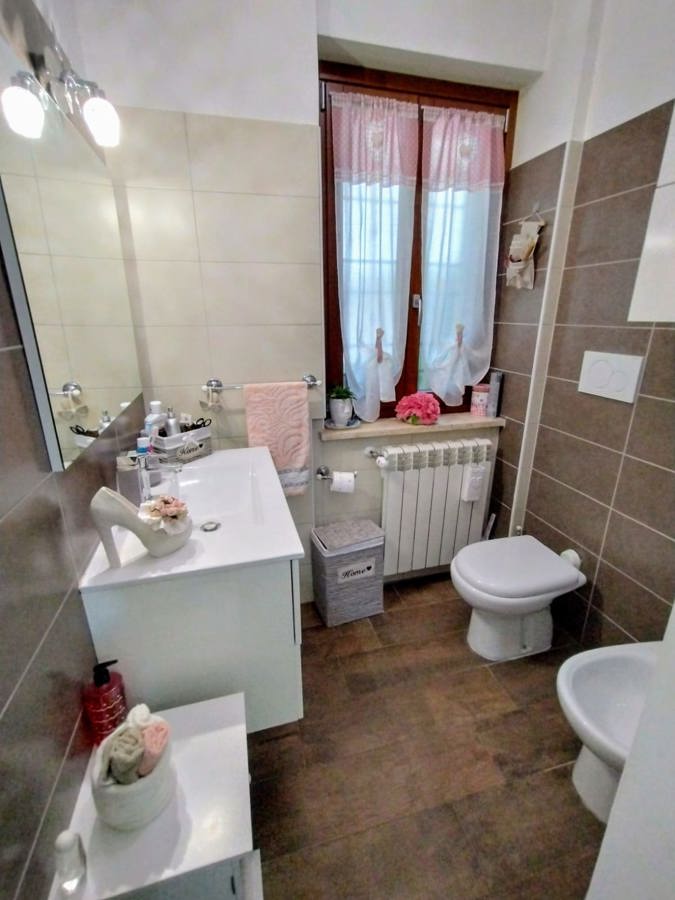 Foto 20 di 22 - Appartamento in vendita a Tagliacozzo