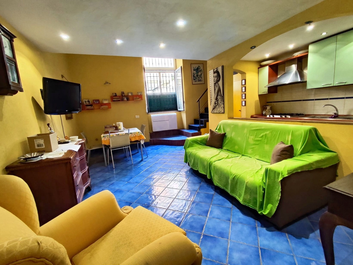 Foto 2 di 17 - Appartamento in vendita a Portici
