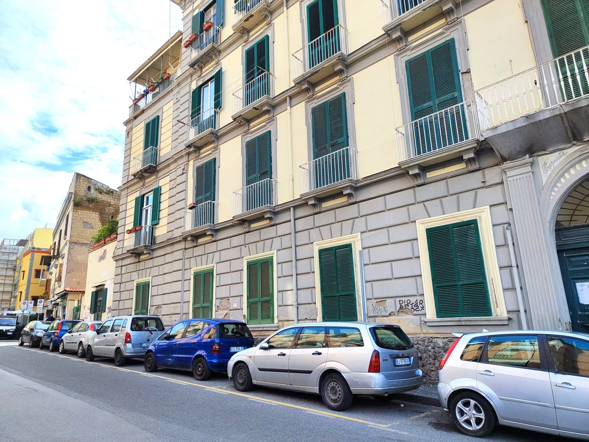 Foto 17 di 17 - Appartamento in vendita a Portici