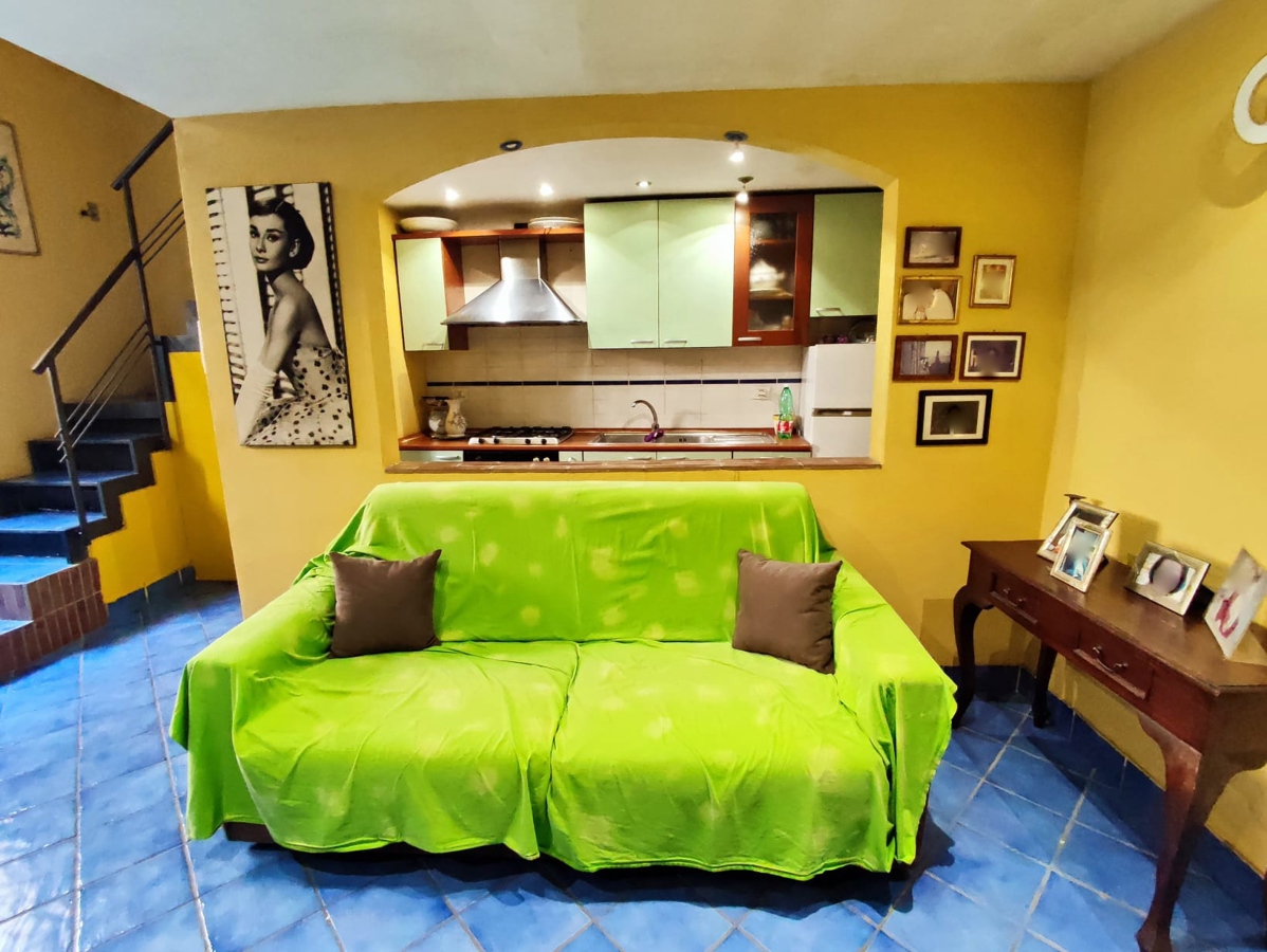 Foto 14 di 17 - Appartamento in vendita a Portici