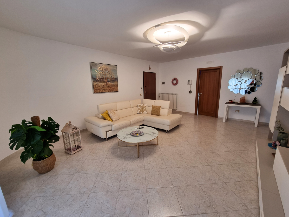 Foto 6 di 22 - Appartamento in vendita a Taranto