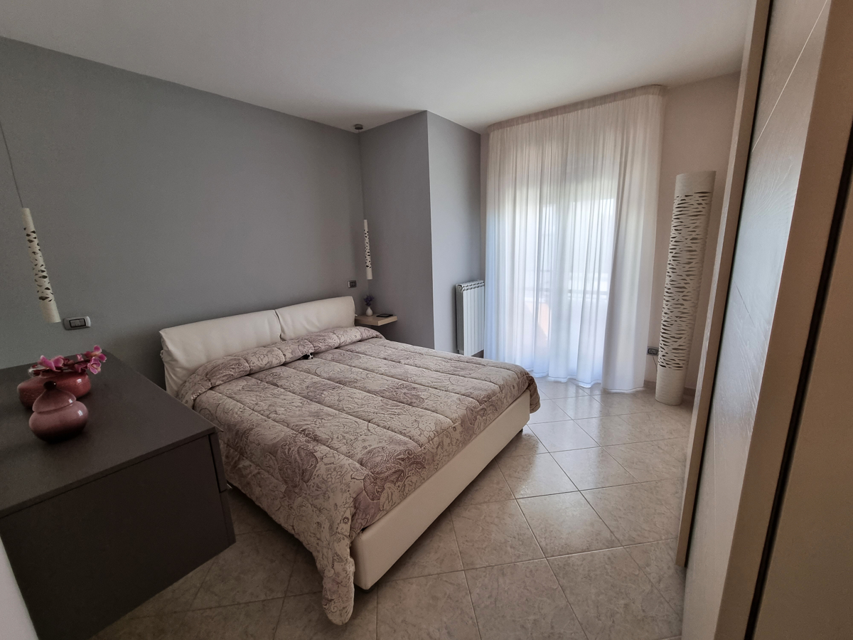 Foto 15 di 22 - Appartamento in vendita a Taranto