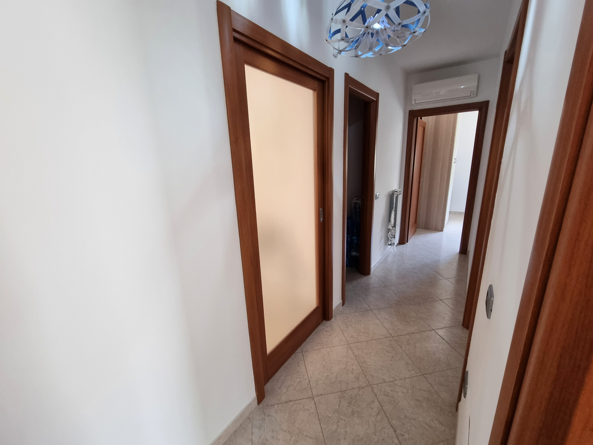 Foto 19 di 22 - Appartamento in vendita a Taranto