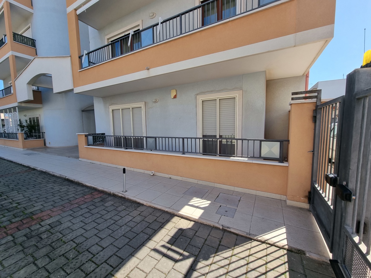 Foto 2 di 22 - Appartamento in vendita a Taranto