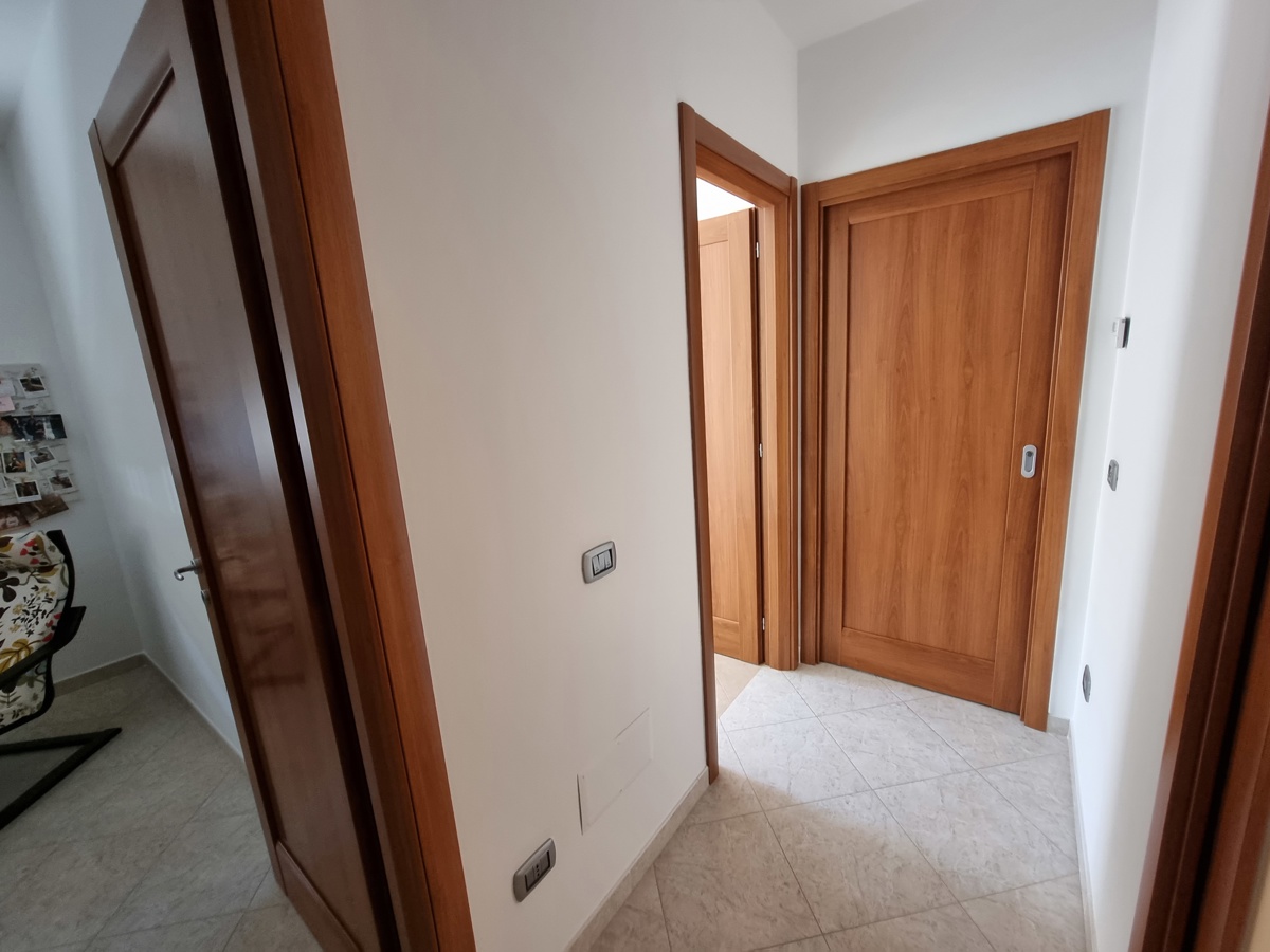 Foto 17 di 22 - Appartamento in vendita a Taranto