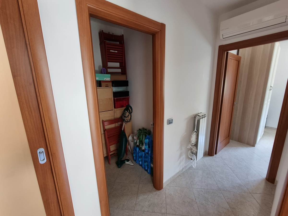Foto 21 di 22 - Appartamento in vendita a Taranto
