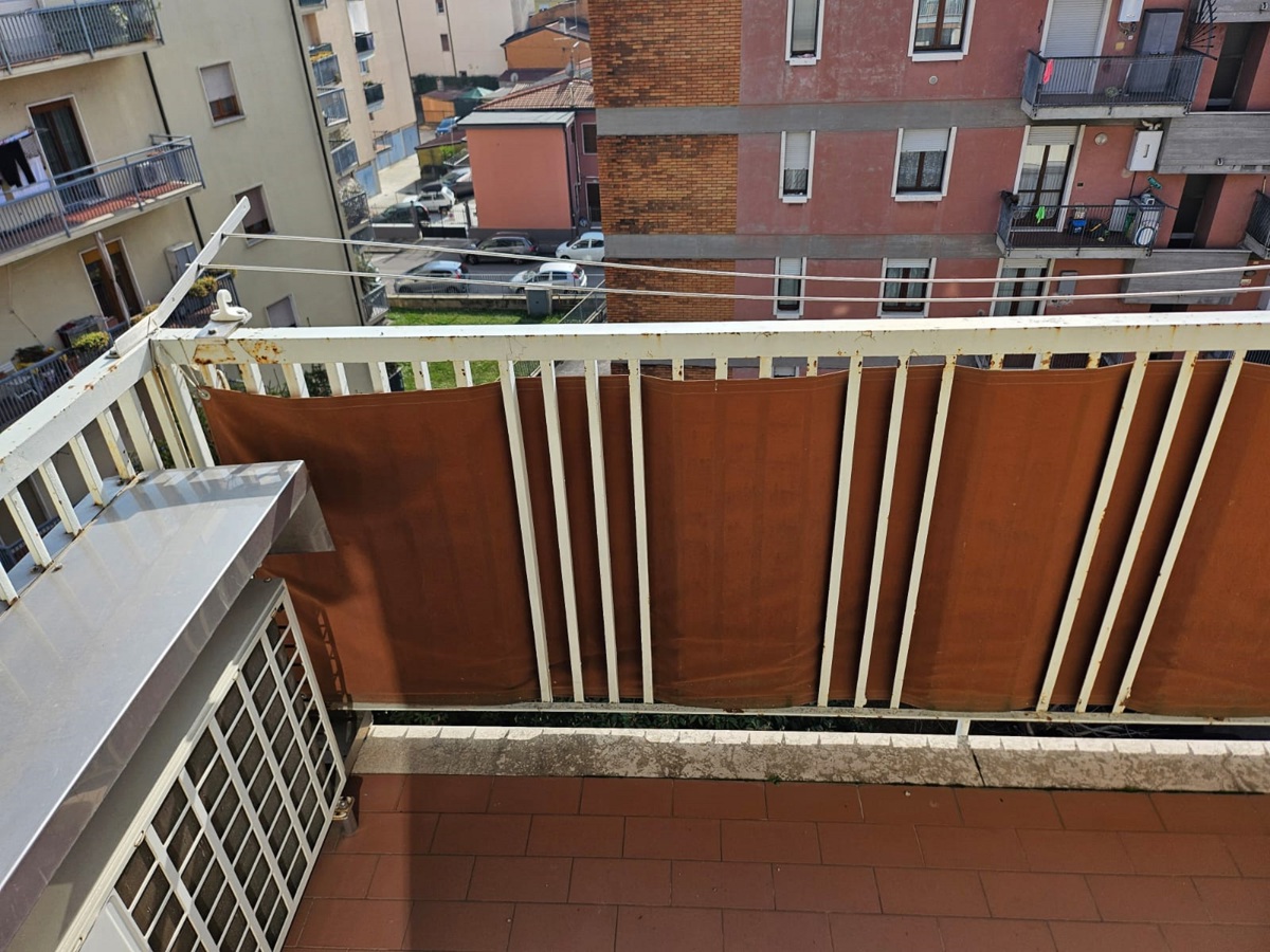 Foto 25 di 35 - Appartamento in affitto a Verona