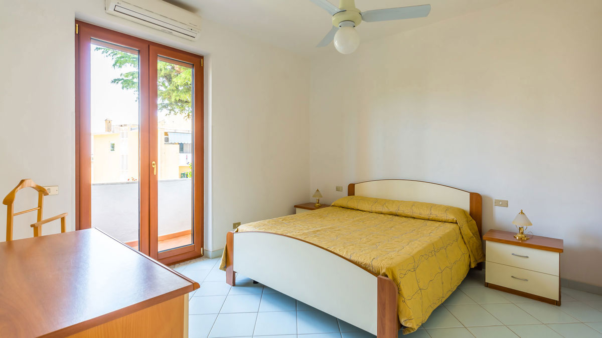Foto 2 di 32 - Appartamento in vendita a Ischia