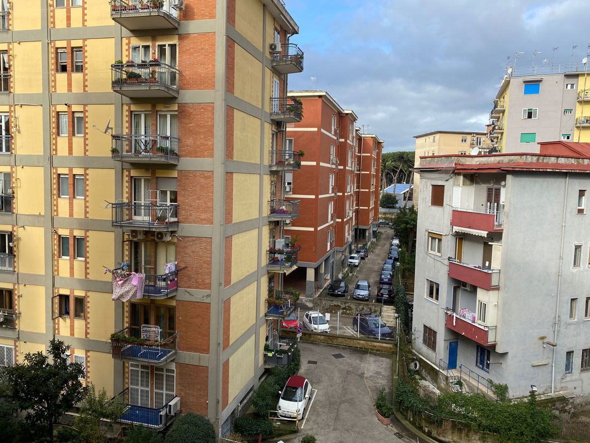 Foto 7 di 14 - Appartamento in vendita a Napoli