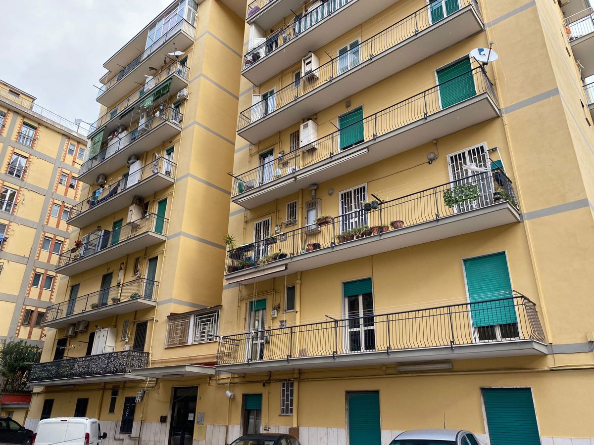 Foto 12 di 14 - Appartamento in vendita a Napoli