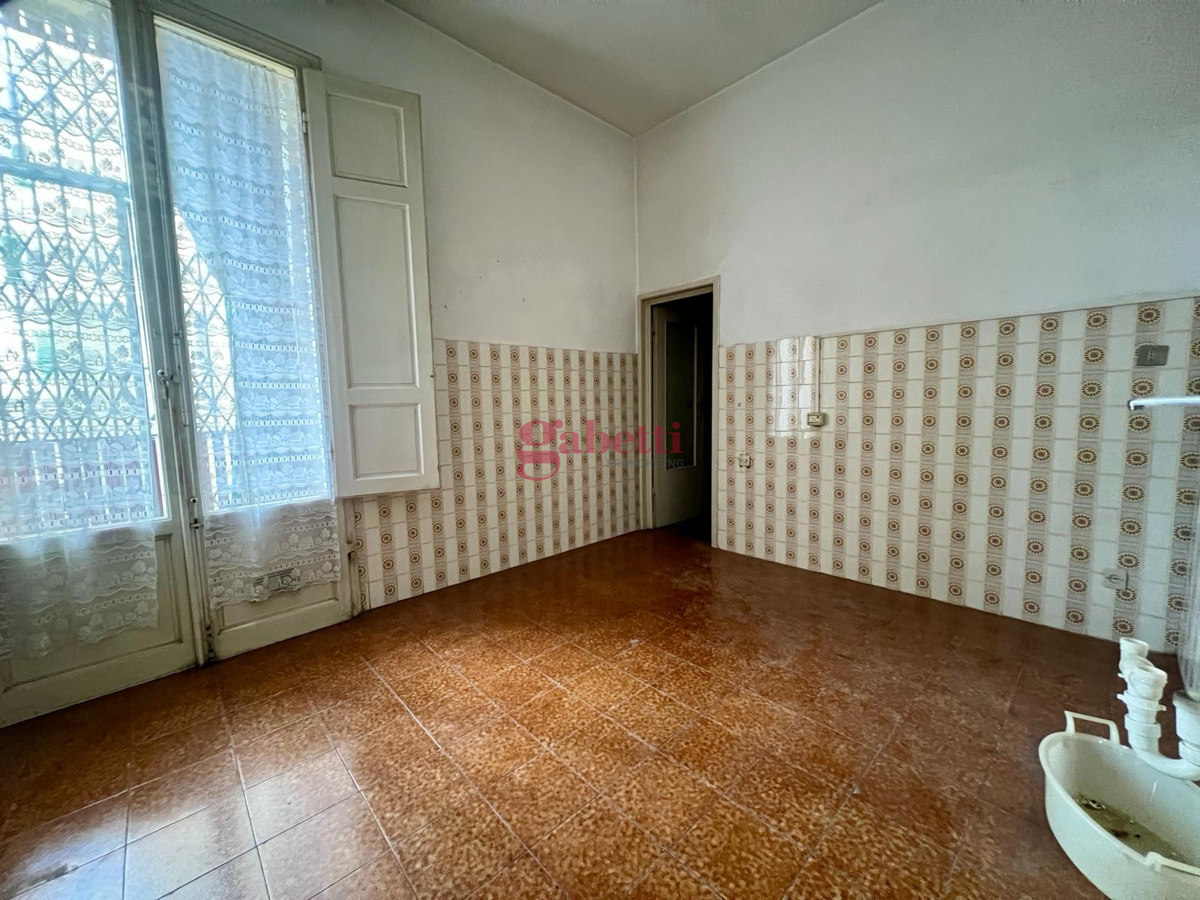 Foto 2 di 30 - Appartamento in vendita a Firenze