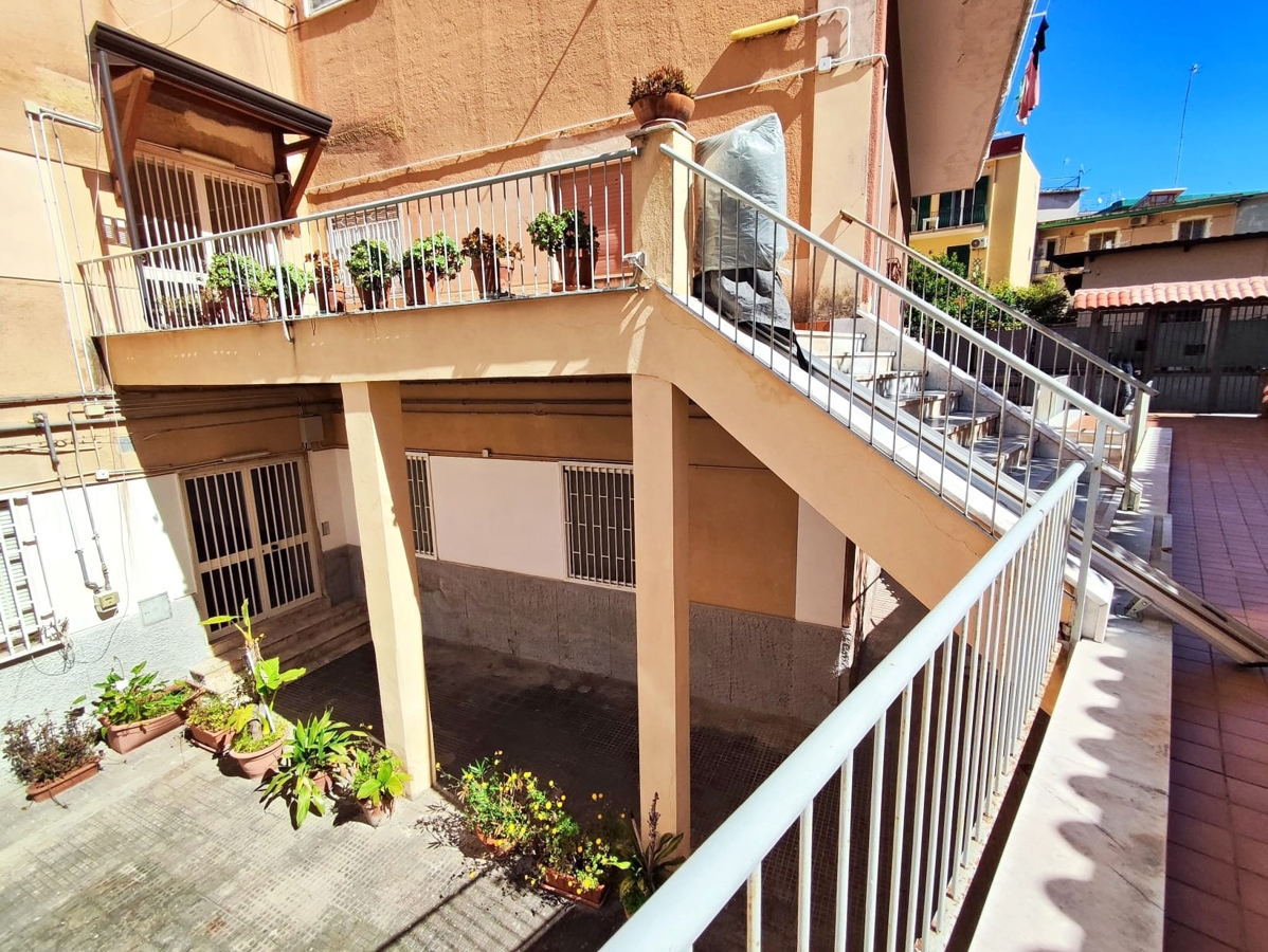 Foto 7 di 36 - Appartamento in vendita a Portici