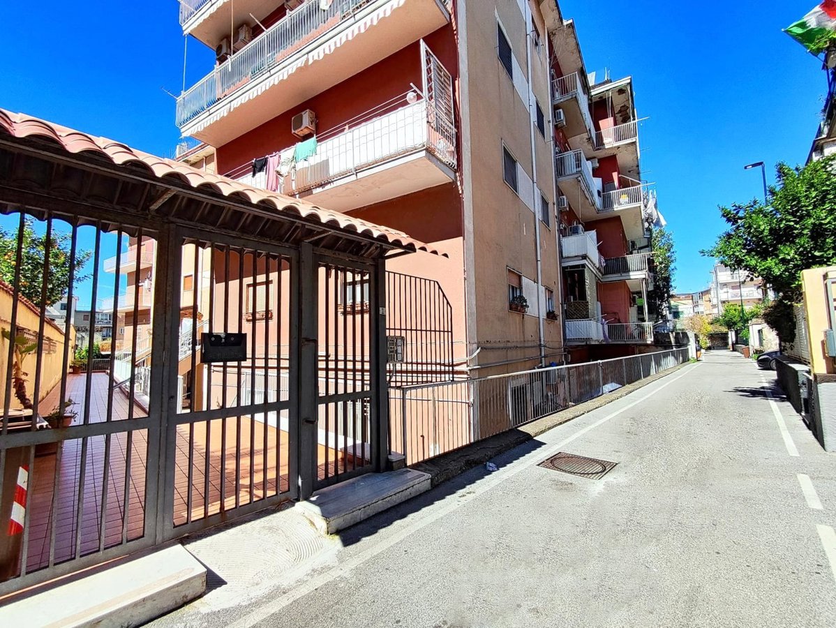 Foto 5 di 36 - Appartamento in vendita a Portici