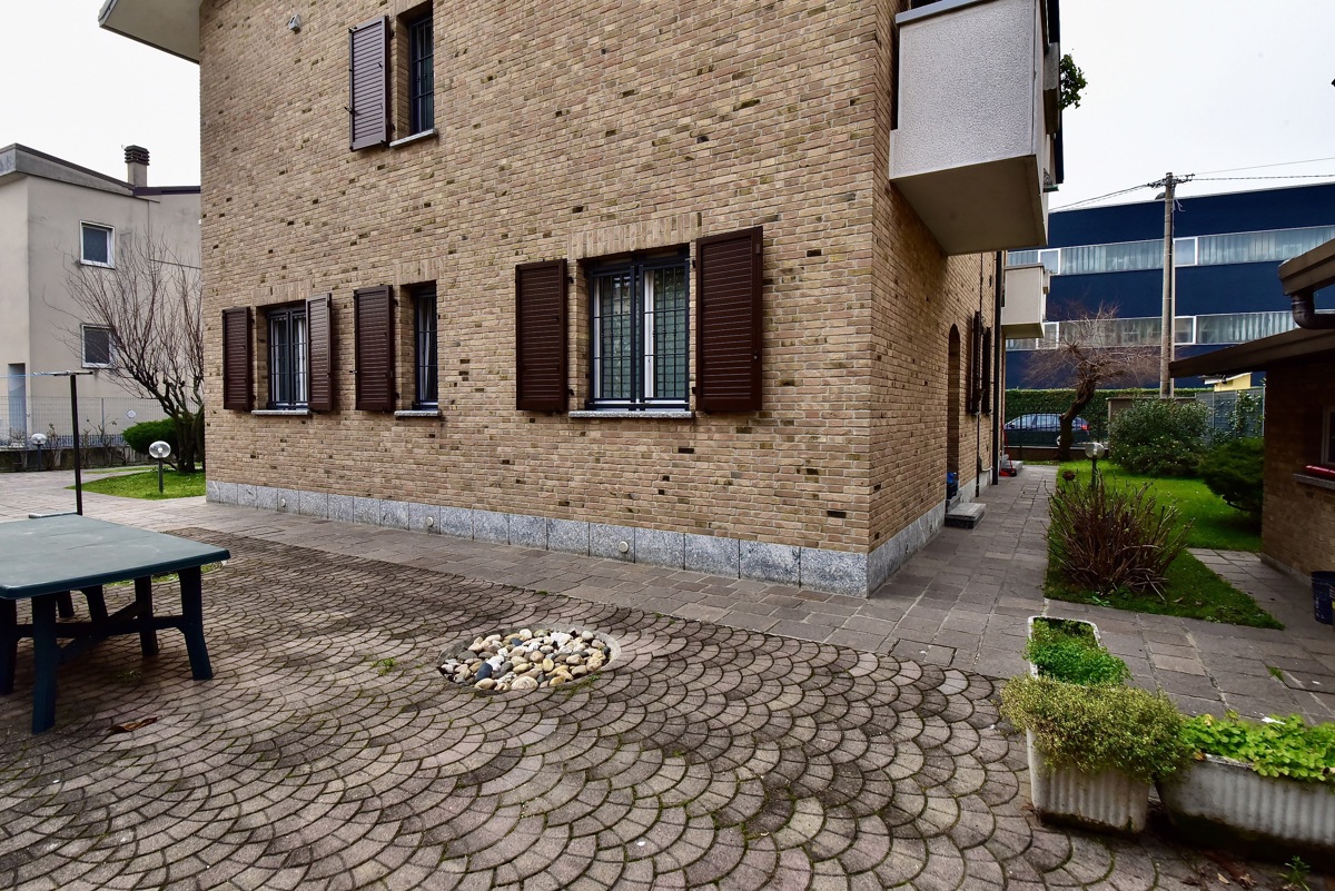 Foto 5 di 47 - Appartamento in vendita a Nova Milanese