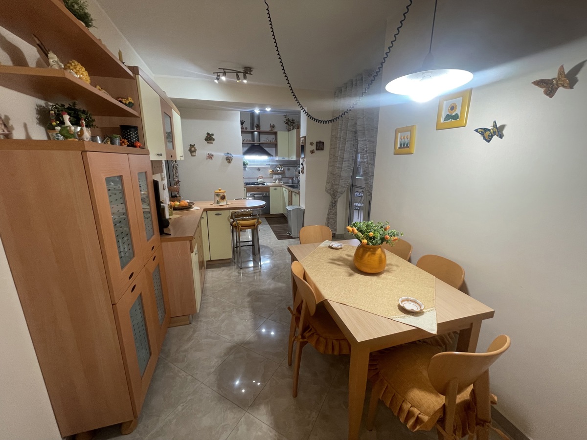 Foto 12 di 24 - Appartamento in vendita a Messina