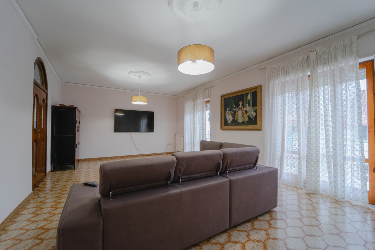 Foto 3 di 19 - Appartamento in vendita a Giugliano in Campania
