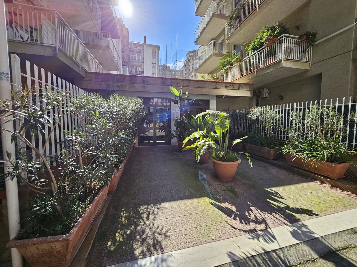 Foto 13 di 13 - Appartamento in affitto a Palermo